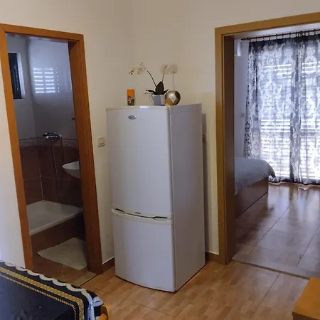 Andrea Apartment